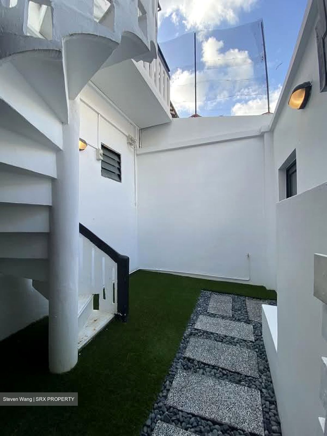 Tembeling Road (D15), Apartment #589840831